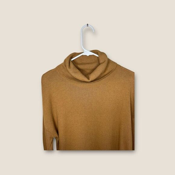 Chelsea 28 Turtleneck Long Sleeve Cashmere Blend Sweater Size Medium - Picture 3 of 7